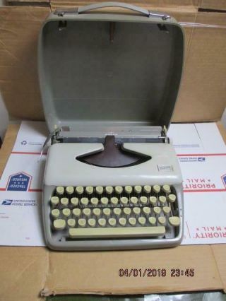 062) Vintage Adler Tippa 1 Portable Typewriter W/case Made In West Germany