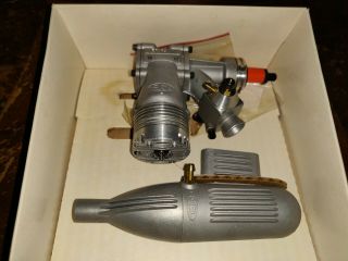 Model Engine K&B 4011.  40 R/C Front Rotor with K&B Carb Vintage 7