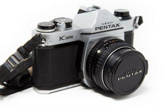 Vintage Pentax Asahi K1000 35mm SLR film Camera with 50mm lens,  strap 8