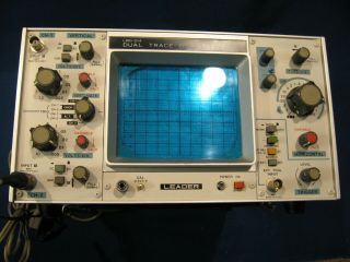Vintage Leader Dual Trace Oscilloscope LBO - 514 10 MHz with one Probe Gd 7