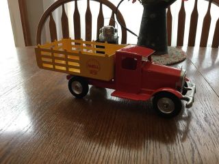 Vintage Pressed Steel 1931 Metalcraft Shell Stake Truck And Barrels