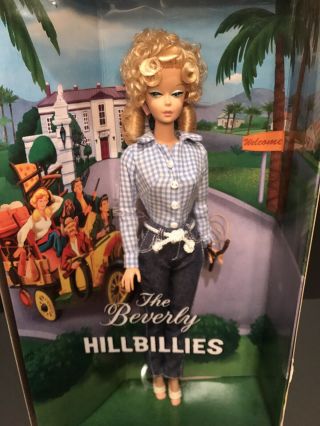2010 The Beverly Hillbillies Barbie Doll Elly May Doll V0441 Vintage Look 2