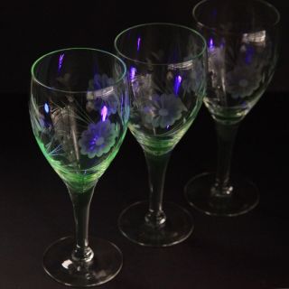 Etched Hand Blown Vaseline Wine Glasses Set Of 3 Vintage Wheelcut Uranium Stem