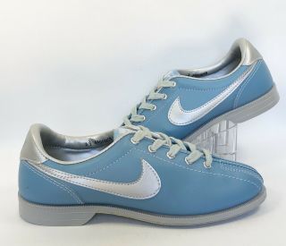 Vintage Nike Womens Retro Powder Blue Silver Leather Bowling Shoes Size 6.  5