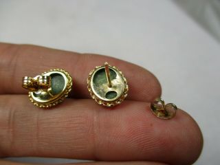 Vintage 14K Yellow Gold Floral Carved Green Jade Stud Post Earrings 2.  0g 4