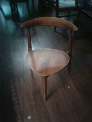 Hans j Wegner Heart tripod Chair Vintage 1950s,  oak and teak,  Fritz Hansen Manu 4