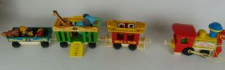 Vintage Fisher Price Little People 991 Play Family Circus Train 7