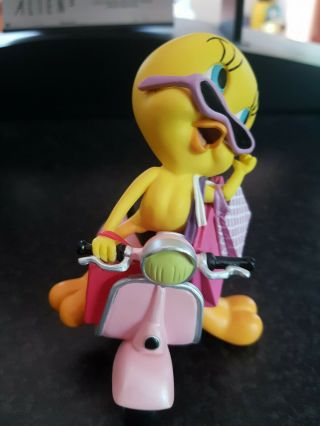 Extremely Rare Looney Tunes Tweety on Scooter Demons & Merveilles Fig LE Statue 3