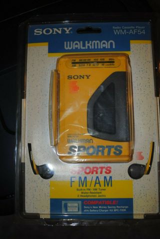 Vintage Sony Walkman Sports Wm - Af54 Walkman In Package Look