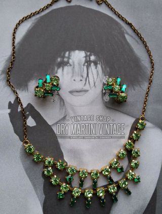 Vintage 1950s Emerald Green Rhinestone Necklace Earrings Set Box Gift