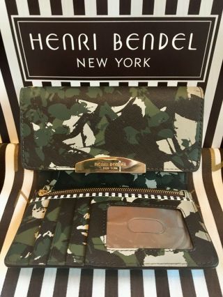 Rare Henri Bendel Floral Camo Wallet Case Wristlet Bag W/ Centennial Stripe