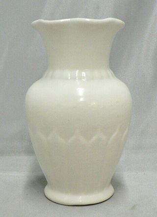 Vintage Red Wing Rum Rill Pottery White Vase 305