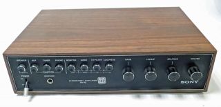 Vintage Sony Ta - 70 Integrated Amplifier Powers Up 120 Vac,  60hz,  90w