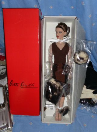 Rare - Tonner Bette Davis16 " Vinyl Doll - 1 Owner - The Woman Is Certain