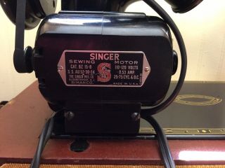 Vintage Singer Sewing Machine 99K With Case and Pedal serial EK202880 8