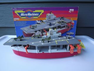 1988 Vintage Galoob Micro Machines Aircraft Carrier Action Play Set 6416 Iob