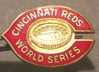 Vintage 1975 Cincinnati Reds World Series Press Pin,  1 " Lapel Pin