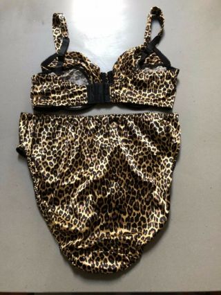 NOS VTG Delicates Satin Bra and 2 Brief Set 40D 2XL Animal Print Second Skin 3