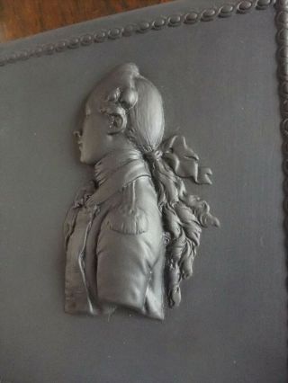 VINTAGE WEDGWOOD BLACK BASALT PORTRAIT PLAQUE OF SIR WILLIAM HAMILTON - NAPLES 4