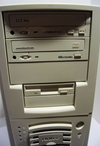 Vintage Cutom Build Desktop PC (Intel Pentium 4 2.  40GHz 512MB 3.  5  Floppy) 2