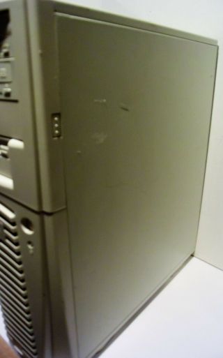 Vintage Cutom Build Desktop PC (Intel Pentium 4 2.  40GHz 512MB 3.  5  Floppy) 5