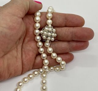 Gorgeous Vintage 7.  8mm Single Strand Lg Sterling Pearl Clasp Necklace 8