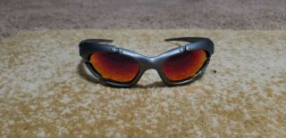Rare Oakley Plate Sunglasses Platinum Silver Frame Red Lens