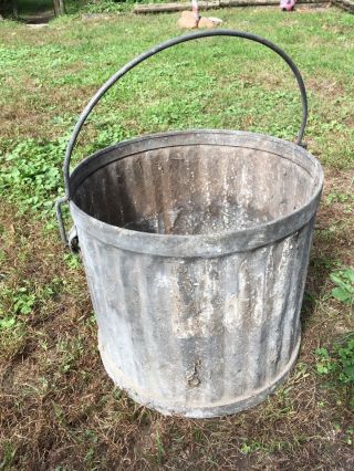 Vintage Heavy Galvanized 6 Gallon Ribbed Trash Garbage Can Mop Bucket handle 2
