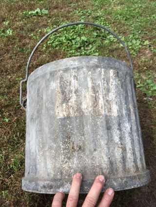 Vintage Heavy Galvanized 6 Gallon Ribbed Trash Garbage Can Mop Bucket handle 3