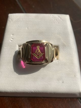 1950s Vintage 5.  9g 10k Yellow Gold Mens Masonic Ring - Size 10.  5