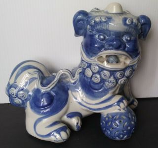 Chinese Lion Blue White Porcelain Foo Dog Statue Asian Porcelain Figure Vintage
