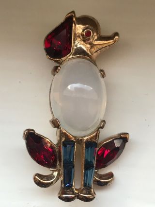 Vintage Rare Signed Crown Trifari Jelly Belly Dog Brooch Rhinestone Red Gold.
