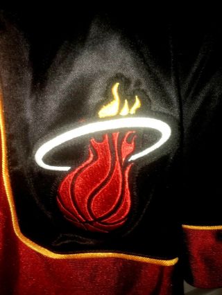 100 Authentic NBA LICENSED ON COURT Miami Heat Vintage Nike Shorts Men’s36 Blk 6