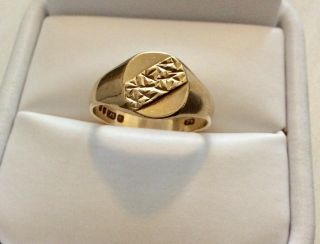 Lovely Quality Vintage Full Hallmarked Solid 9ct Gold Signet Ring - N 1/2