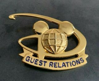 Walt Disney World " Guest Relations " Pin - - Very Rare