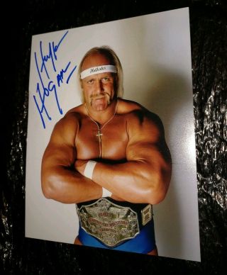 VINTAGE 1984 1985 WRESTLEMANIA HULK HOGAN SIGNED 8x10 PHOTO BLUE TRUNKS WWE WWF 2