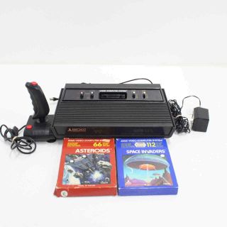 Vintage Atari 2600 Video Game Console Computer System 116