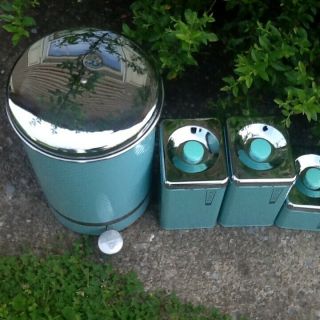 Vintage Mid Century Turquoise Canister Set Lincoln Beauty Ware Chrome Lids 3