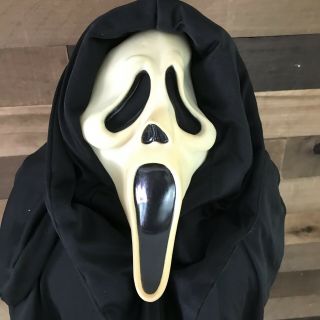 Vintage Easter Unlimited Scream Mask With Robe Glows 3