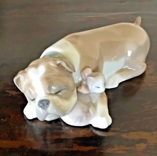 Vintage Lladro: " Unlikely Friend " 6417 (retail $245) - Retired 1996