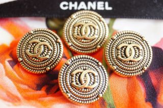 100 Chanel Buttons Vintage.  Set Of 4 Cc Logo 17 Mm Gold Toned Metal Black