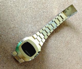 Vintage Men ' s Compu Chron LED Watch.  Gold tone 4