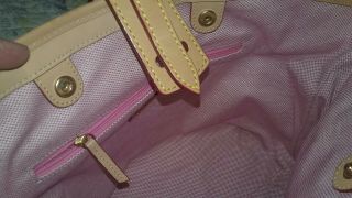 Dooney And Bourke Cindy Tote LILY 8