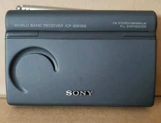 Rare World Band Receiver Sony ICF - SW100 LW,  AM,  FM - 12