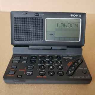 Rare World Band Receiver Sony ICF - SW100 LW,  AM,  FM - 2