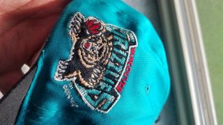 Vintage Vancouver Grizzlies NBA Hat Snapback 1994 Vtg Cap Rare Canada 4