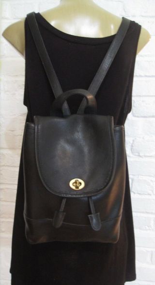 Coach Vintage Black Leather Drawstring Turnlock Daypack Backpack 9960 Usa