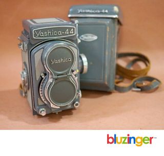 Yashica - 44 Tlr Vintage Twin Lens Reflex Film Camera