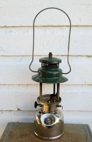 Vintage Coleman Lantern Model No.  247 Scout Made In Canada 1948