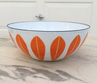 Vintage MCM Cathrineholm Enamelware 8” Bowl In White W/ Orange Lotus Pattern 4